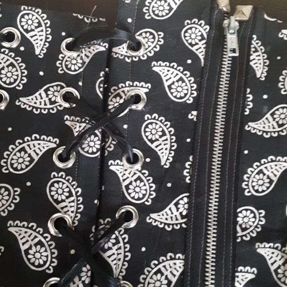 Corsette Belt - Picture 2 of 4